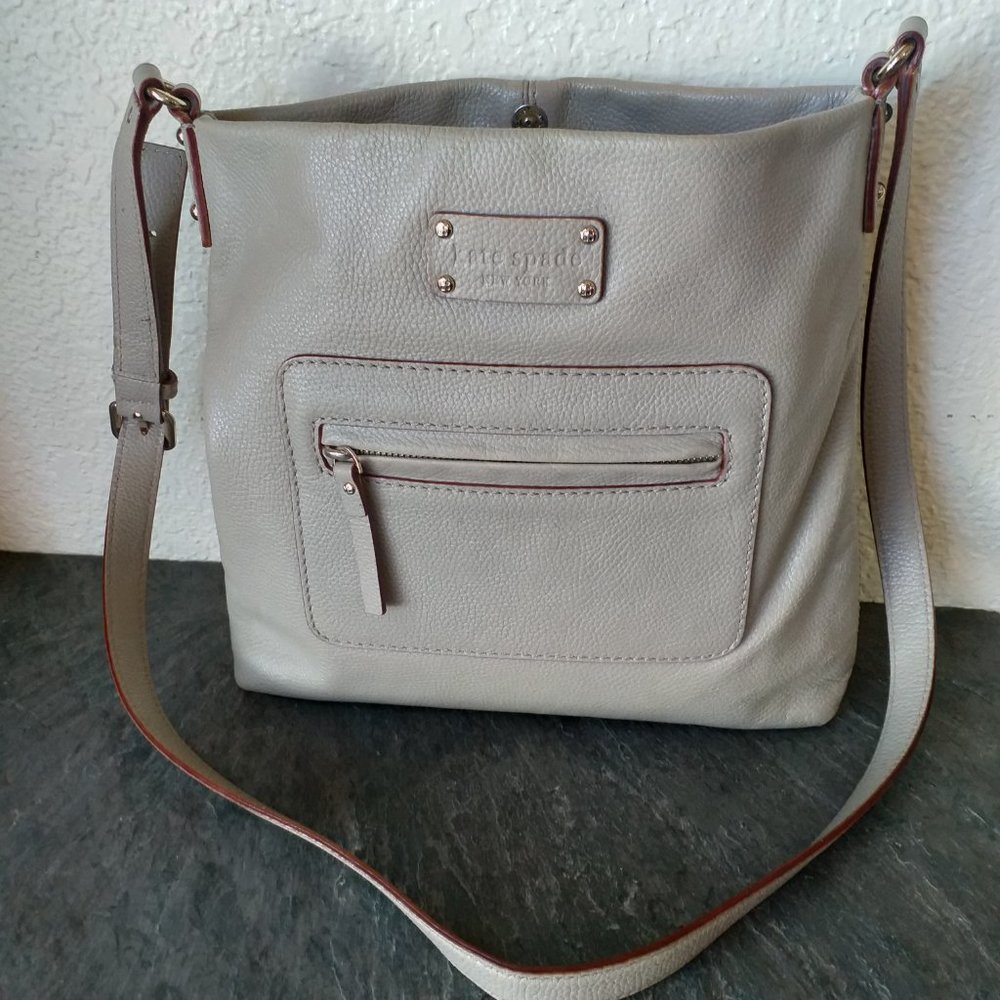 Kate Spade New York Warm Beige Leather Adjustable Strap Shoulder Bag Purse